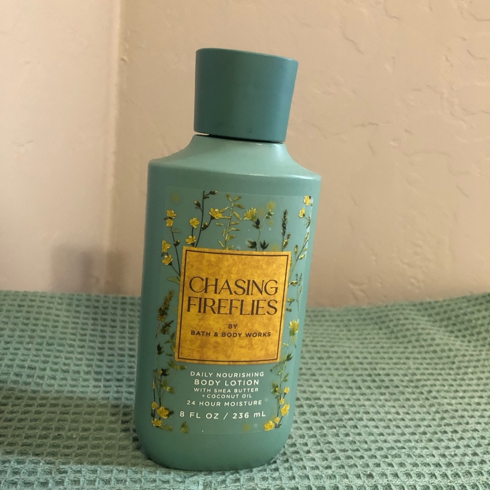 Bath & Body Works Chasing Fireflies Daily Nourishing Body Lotion Shea coconut